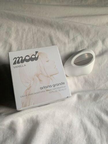 Ariana Grande Mod Vanilla Eau de Parfum – Sweet & Creamy Fragrance | 3.4 oz